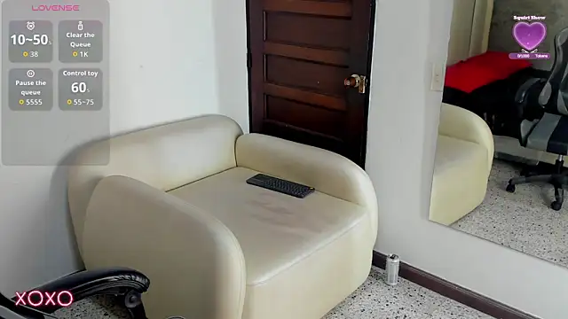 Philipp-Jones Adlı Modelin Web Kamerası Şovu