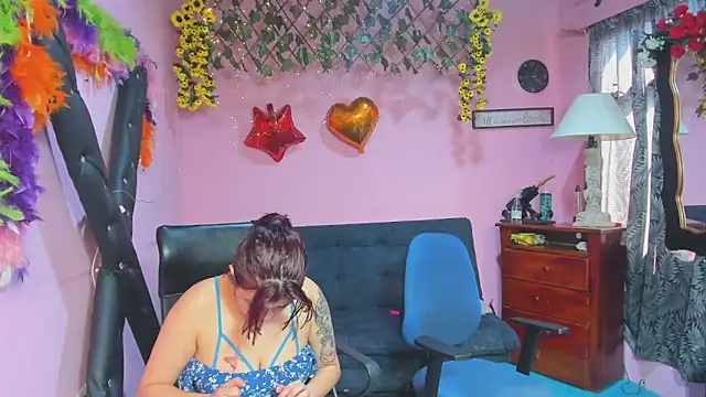 دردشة lesbiancuple الجنسية المباشرة