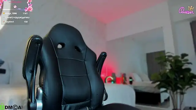 Онлайн чат XXX miss_tatiana_