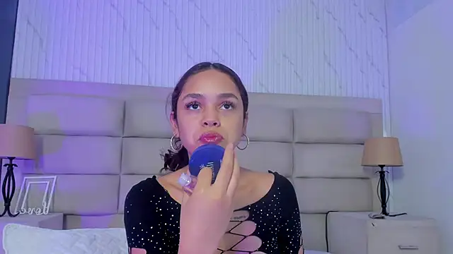 Chat XXX Live CarolineFyre