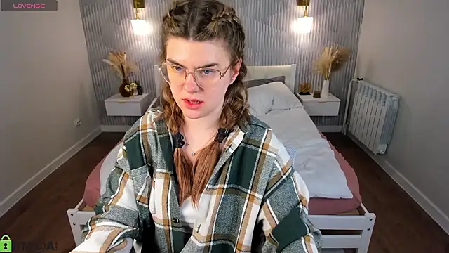 zoe_j0y: онлайн-секс-чат