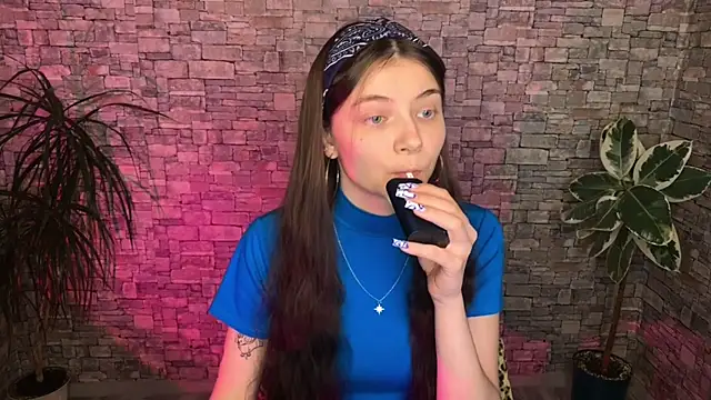 may_rollins – Naživo XXX chat