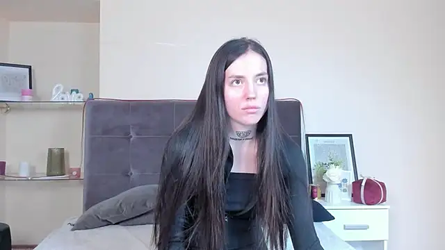 Chat XXX en directo de AdrianaCult