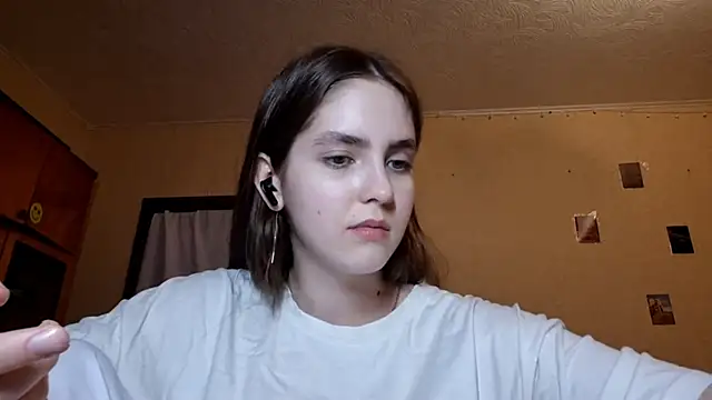 XXX chat uživo modela Katelemon