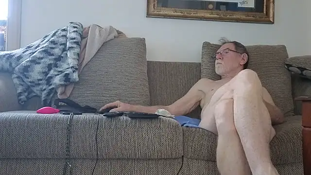 CDforU: διαδικτυακό σόου στην κάμερα