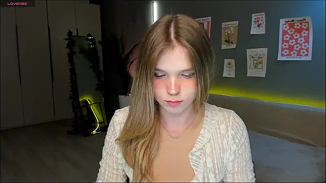 linakorvin's Live XXX Chat