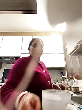 Hot-Sana2 Adlı Modelin Canlı XXX Sohbeti