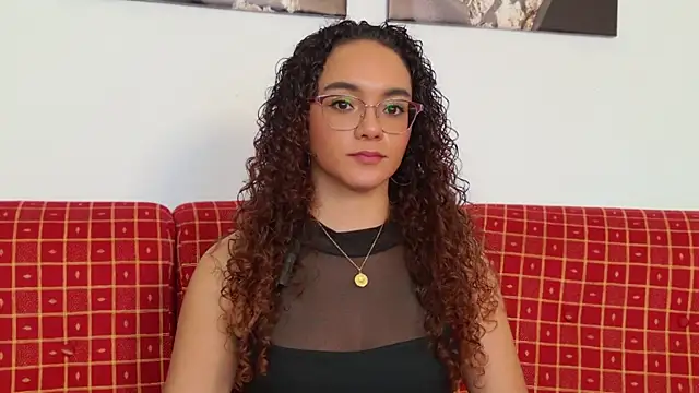 Taylor_Tina: απευθείας συνομιλία ΧΧΧ