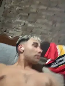 Show de AlexObregon014 na webcam