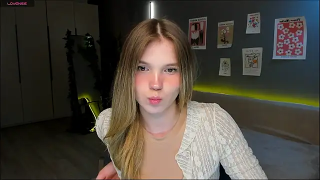 linakorvin: онлайн-секс-чат