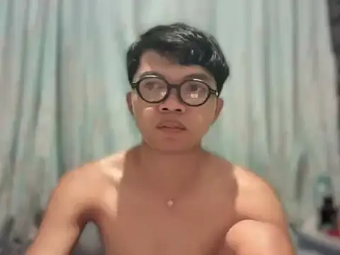 petiteasianxxx 网络视讯表演