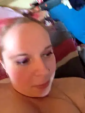 Sexysanny900: онлайн-секс-чат