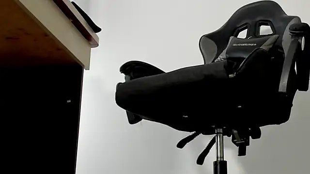 Онлайн чат XXX alma_fenix