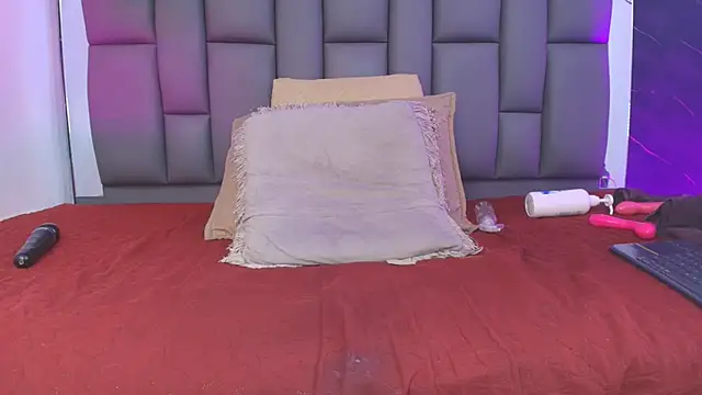 _MiaBrown_ Live XXX-chat