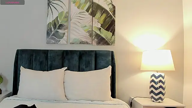 XXX chat uživo modela AgathaBloom_