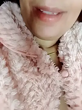 Naughty-Yousra Adlı Modelin Web Kamerası Şovu