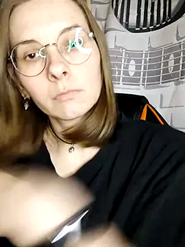 Aashikalaa Live XXX-Chat