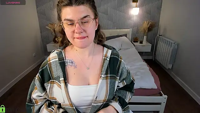 zoe_j0y élő XXX-chatje