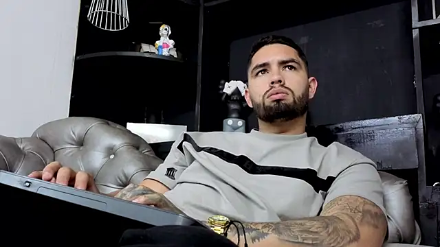 matteosantos élő XXX-chatje