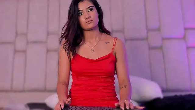 KatherineRuiz_: απευθείας συνομιλία ΧΧΧ