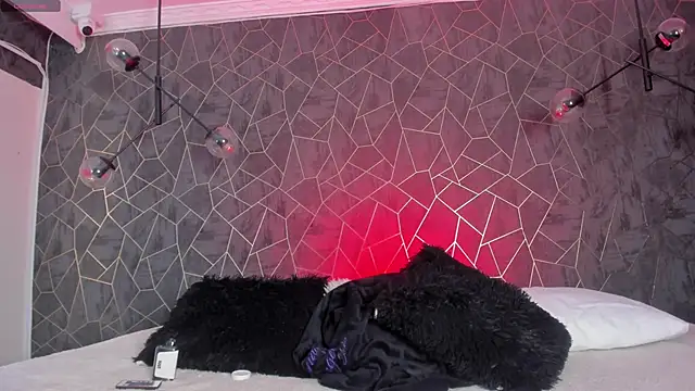 tiarha_18 Chat XXX live