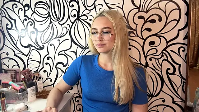 Kat_Catherine Adlı Modelin Canlı XXX Sohbeti