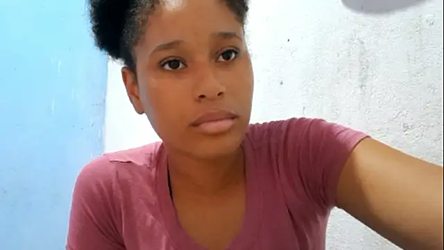 MadelynStamant: διαδικτυακό σόου στην κάμερα