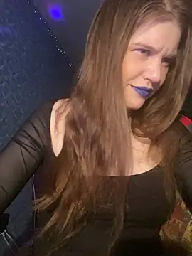 Night_Siren Adlı Modelin Canlı XXX Sohbeti