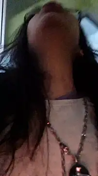 Chat +18 de rposhta1991 ao vivo