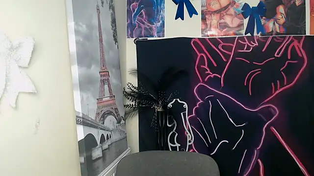 دردشة StellaCRL الجنسية المباشرة