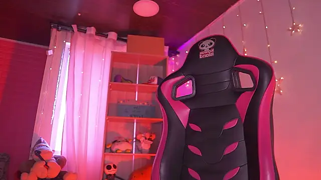 Madison_Mayer: онлайн-секс-чат