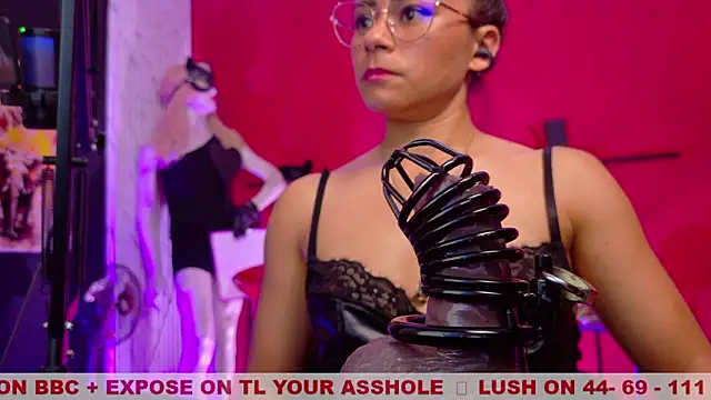 Chatroom XXX en direct de MistressSlut1