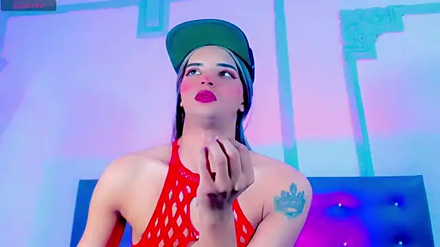 malahya_: διαδικτυακό σόου στην κάμερα