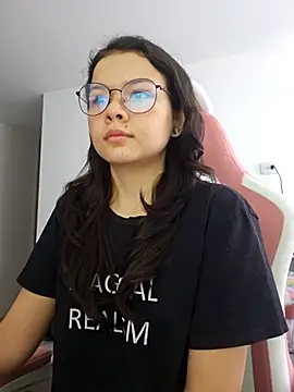 XXX chat uživo modela azumiichan