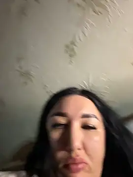 Chat +18 de Naughtbaby_2025 ao vivo