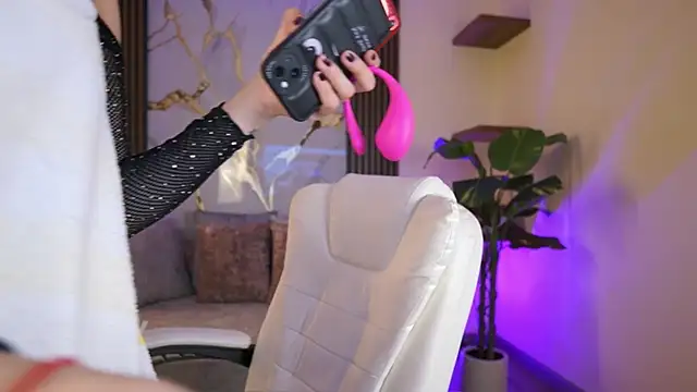 Sembang XXX Secara Langsung TessaaFox