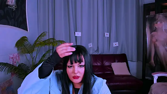 HwasaMoore Live XXX Chat