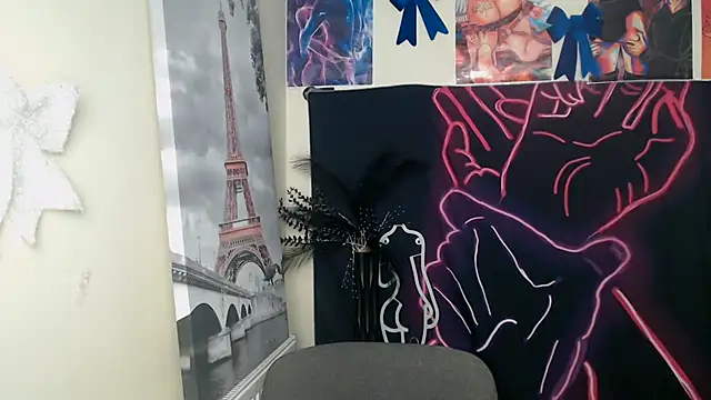 StellaCRL Adlı Modelin Canlı XXX Sohbeti