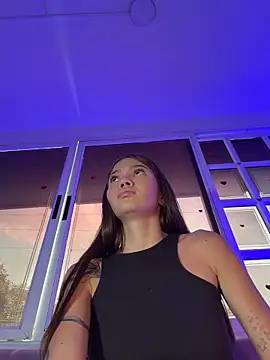 EmmaJhoons' Live XXX Chat