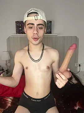 YourFavouriteTwink Webcam Show