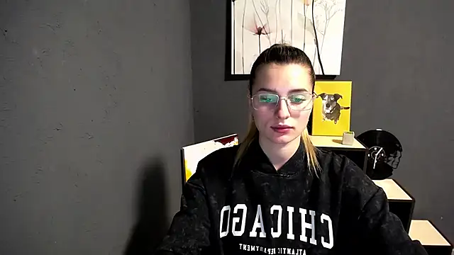 lady_olivia_ Adlı Modelin Canlı XXX Sohbeti