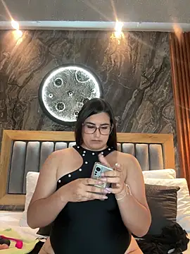 BellaPeers_: απευθείας συνομιλία ΧΧΧ