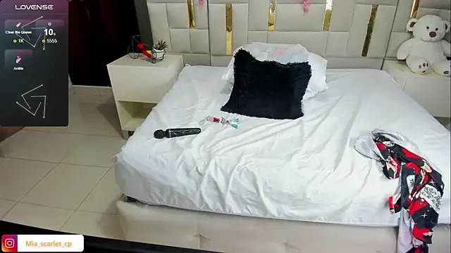 Mia_scarlet69 Live XXX Chat