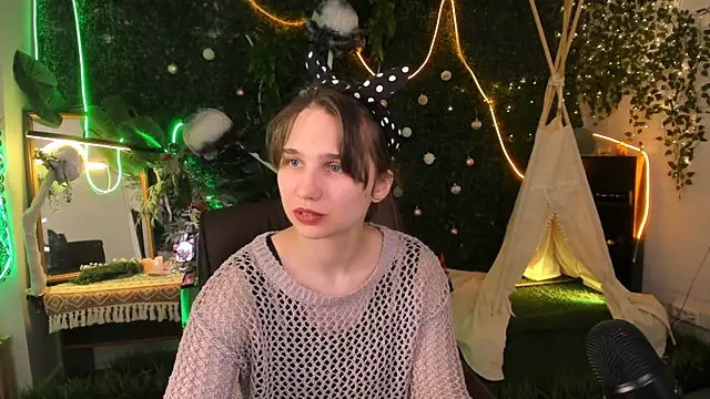 TessaMill 现场XXX聊天