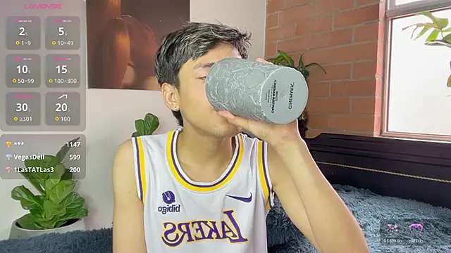 Czat XXX na żywo – Andy_Belier23