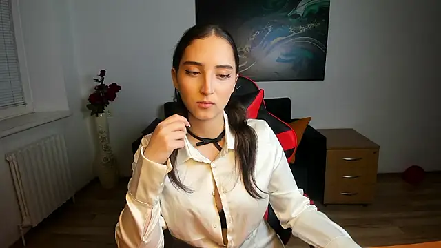 Chat +18 de Effy_Royse ao vivo