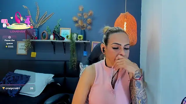 yessila_parker লাইভ XXX চ্যাট