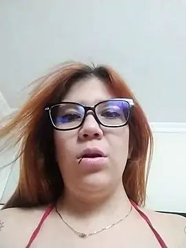 RapunzeRaydes élő XXX-chatje