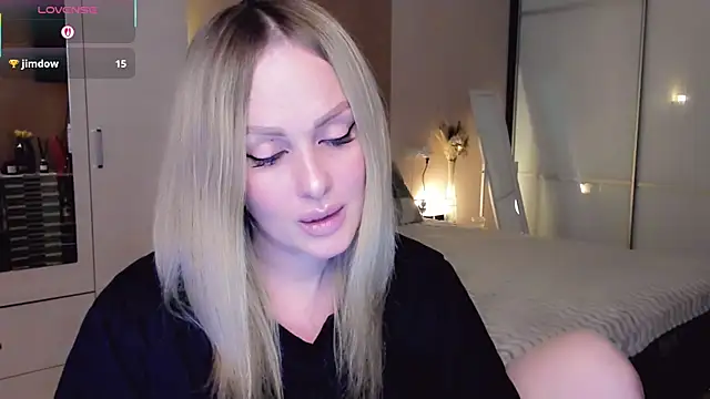 Libby_Nora élő XXX-chatje