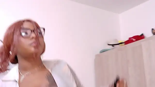 SheilaCoopers_ Live XXX-Chat